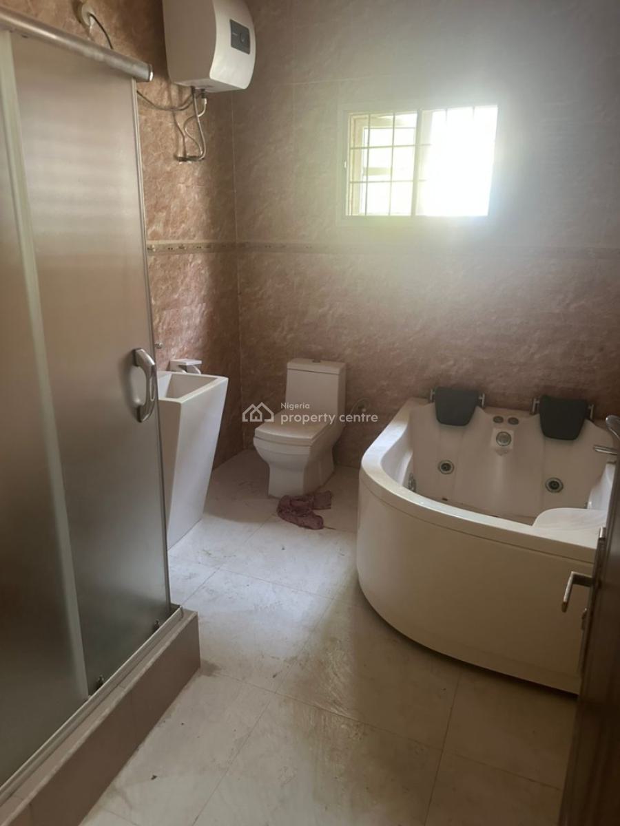 Standard 5 Bedroom Duplex with  Spacious Carpark and a Room  Bq, Southern View Estate, Lekki, Lagos, House for Rent
