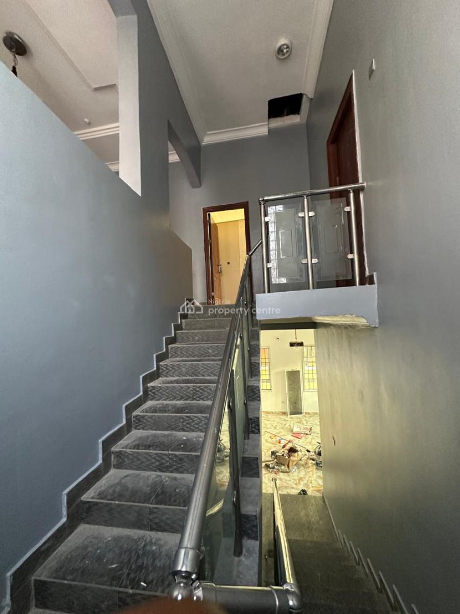 Standard 5 Bedroom Duplex with  Spacious Carpark and a Room  Bq, Southern View Estate, Lekki, Lagos, House for Rent