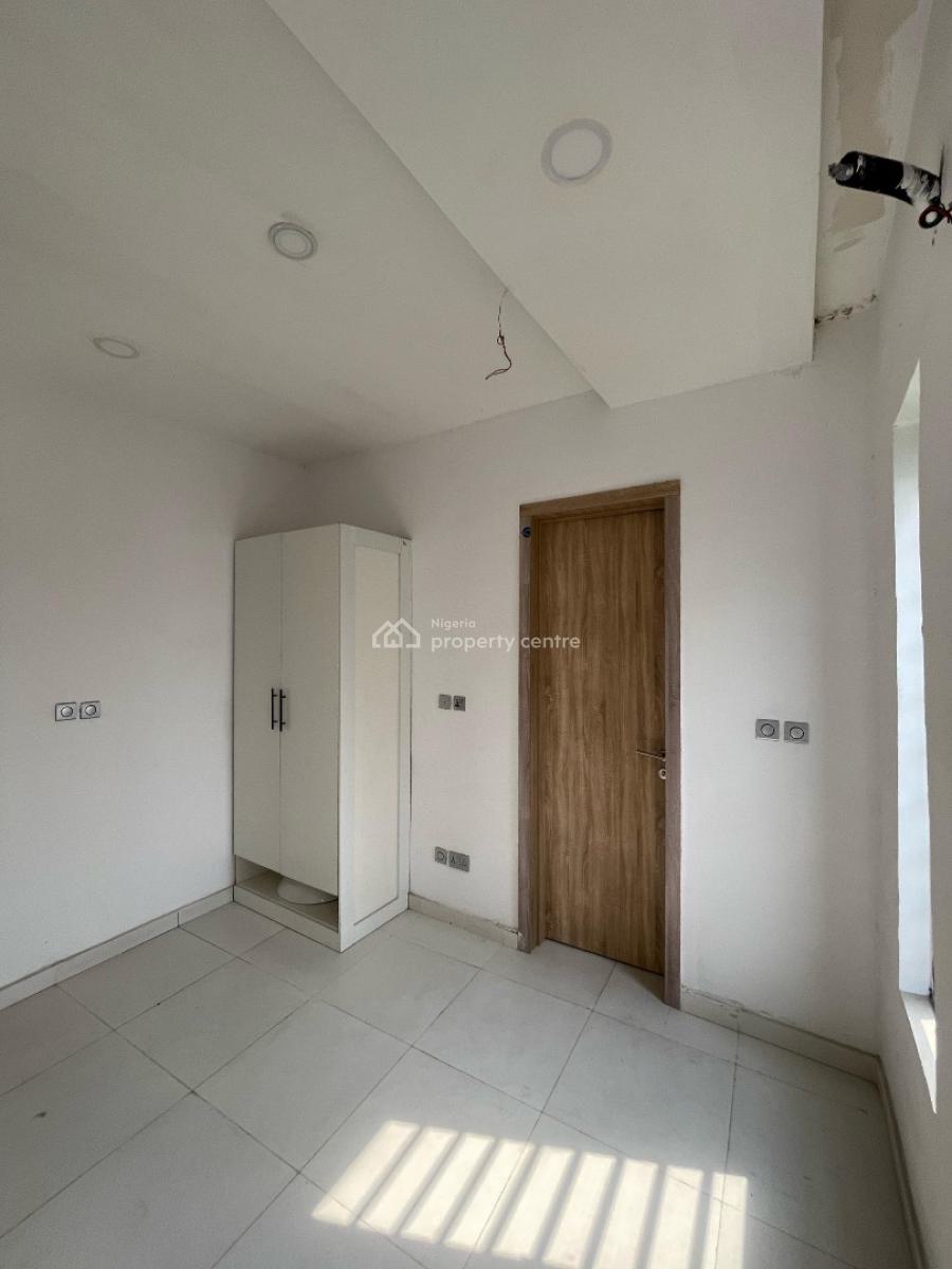 5bedroom Terrace Duplex in a Secured Estate, Ajah, Lagos, Terraced Duplex for Sale
