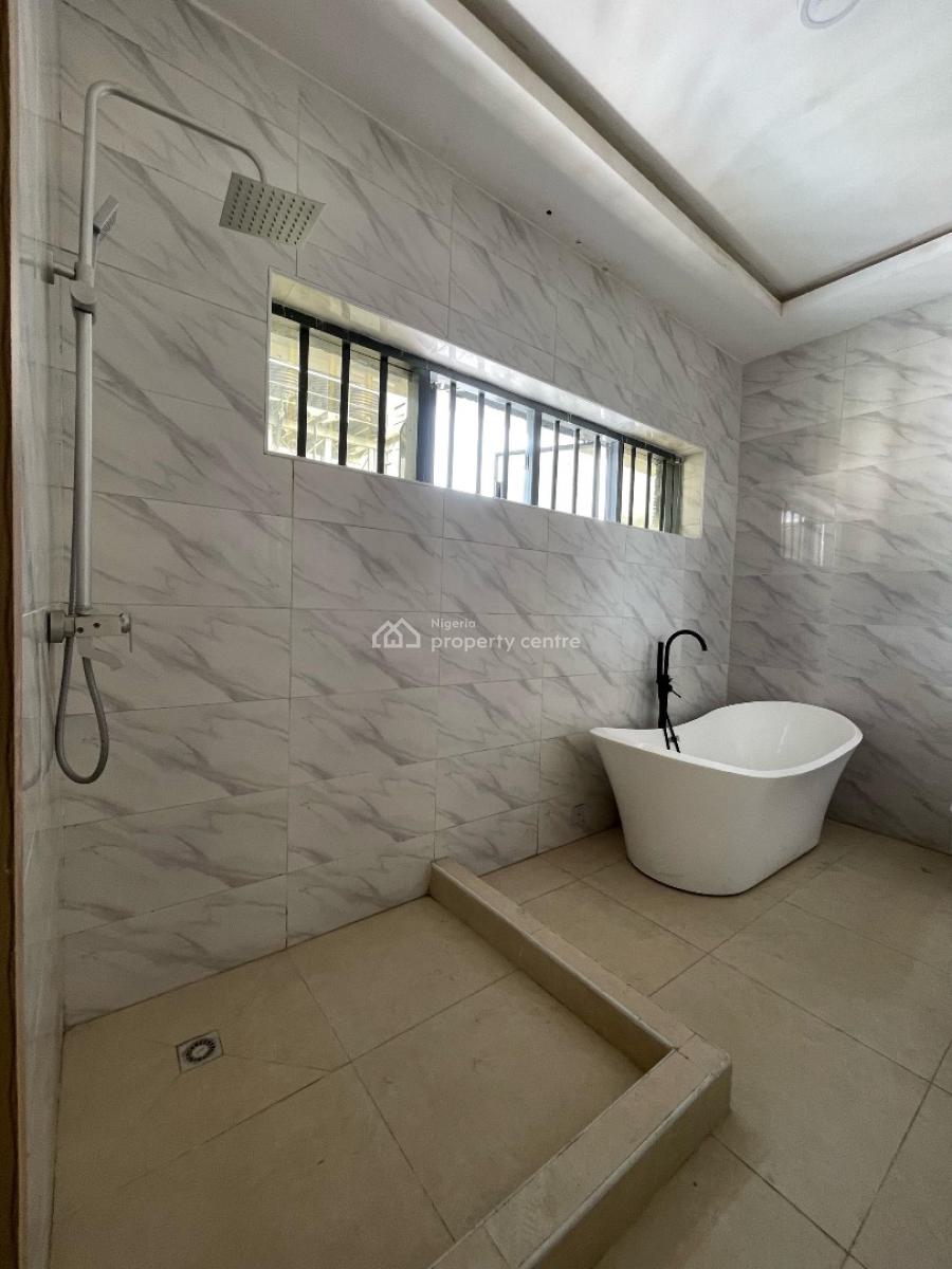 5bedroom Terrace Duplex in a Secured Estate, Ajah, Lagos, Terraced Duplex for Sale