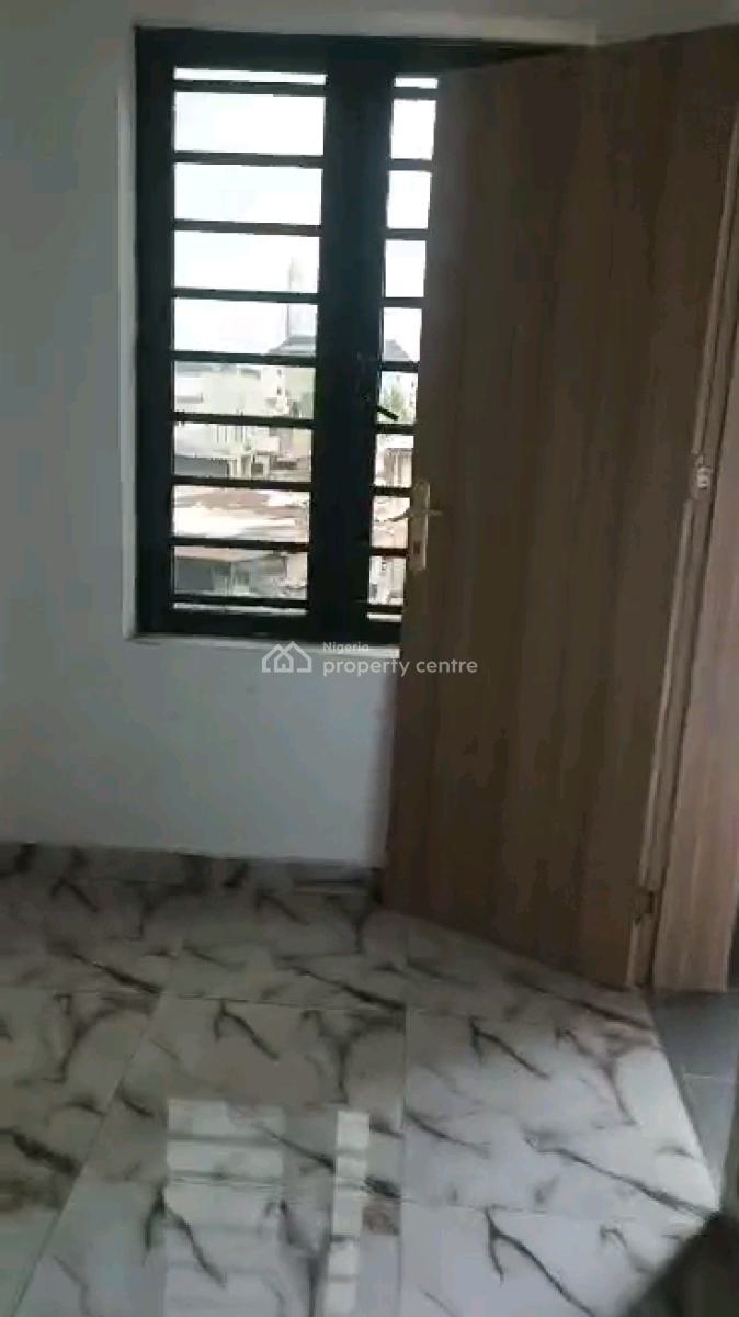 a Room Self @ Ebute Metta West, Ebute Metta West, Yaba, Lagos, Self Contain (single Rooms) for Rent