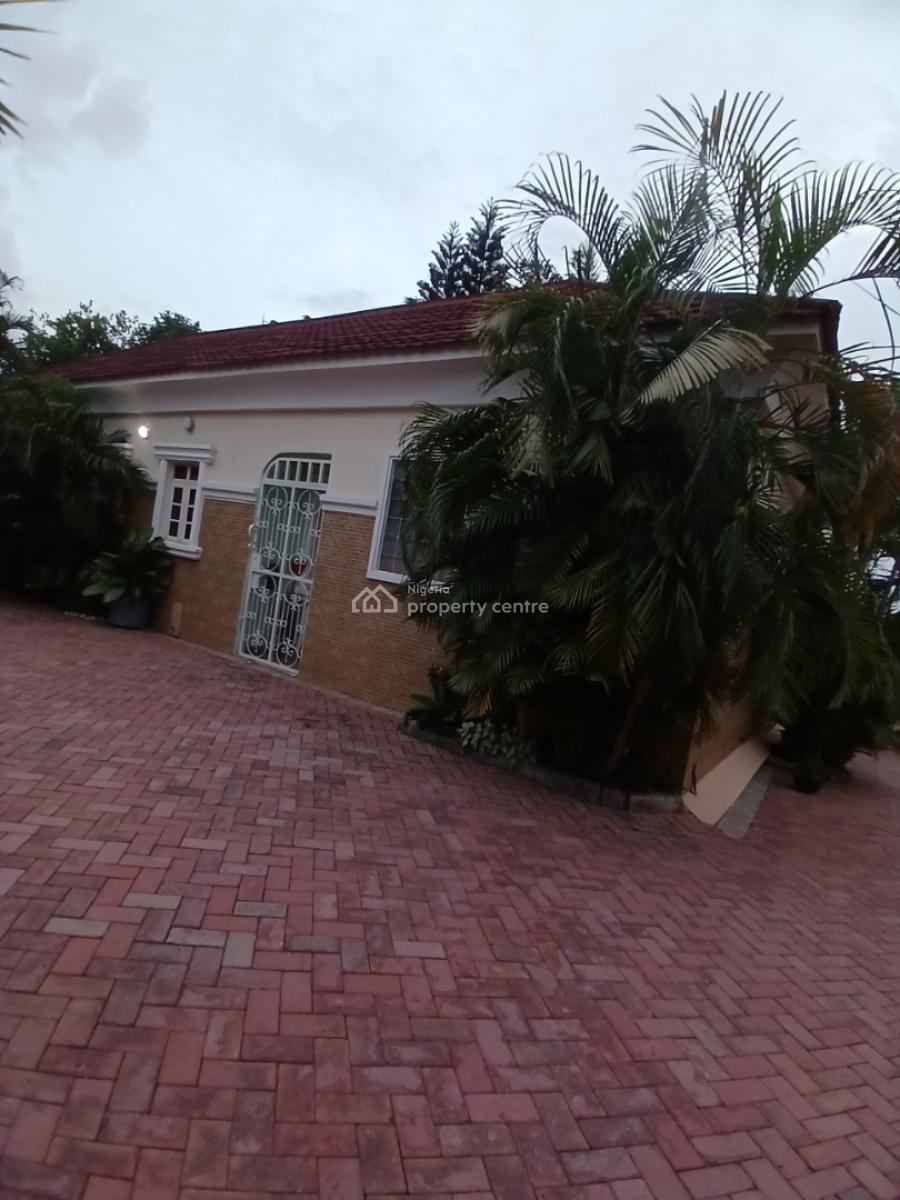 Fully Furnished 2 Bedroom Bungalow, Asokoro Abuja Diplomatic Zone, Asokoro District, Abuja, Detached Bungalow for Rent