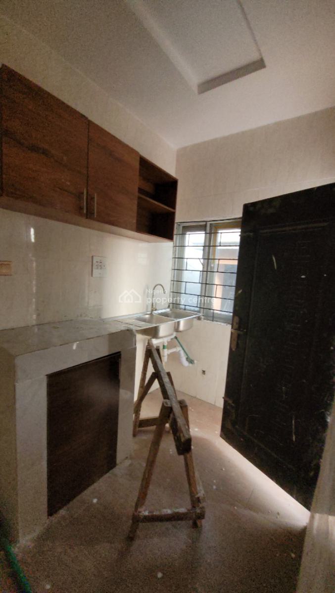 Brand New Spacious 2 Bedroom, General Paint, Ajah, Lagos, Flat / Apartment for Rent