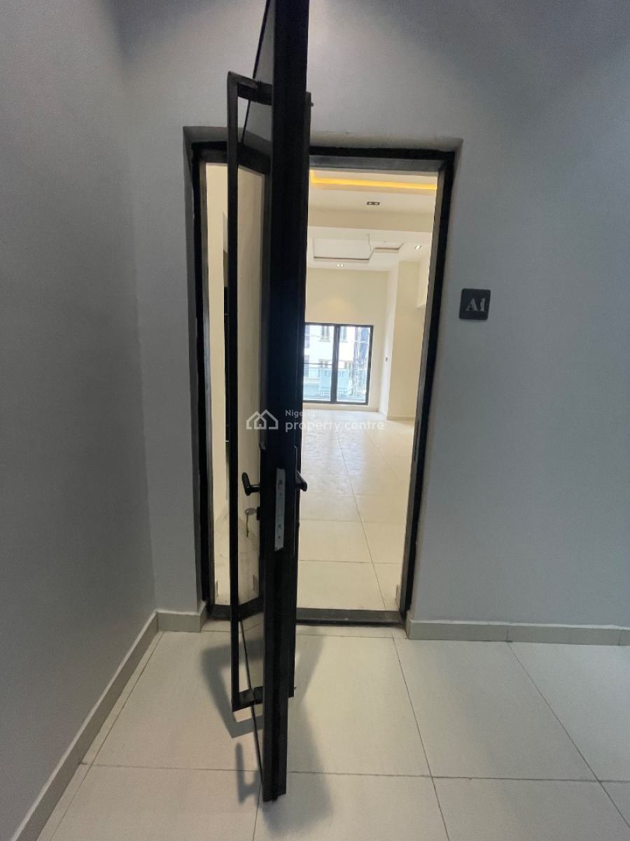 Very Standard 2 Bedroom, Lekki Phase 1, Lekki, Lagos, Flat / Apartment for Rent