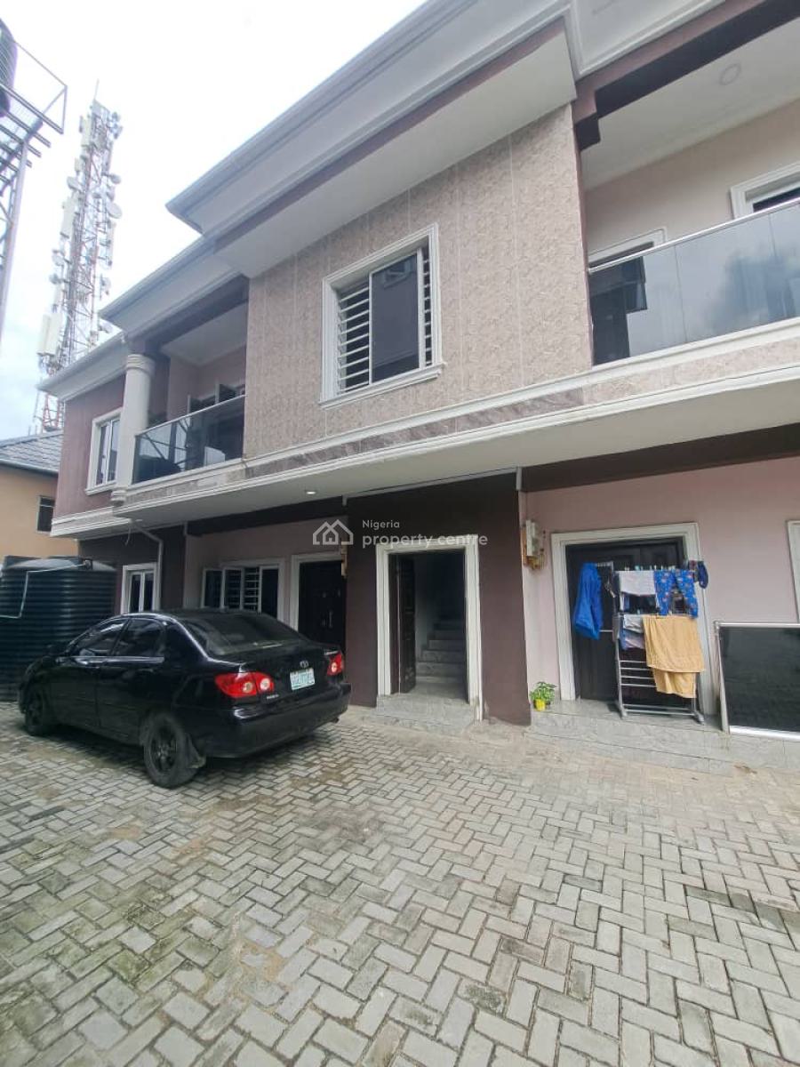 Spacious 3bedroom Apartment (upstairs) in Serene Estate, Ikate, Lekki, Lagos, Ikate Elegushi, Lekki, Lagos, Flat / Apartment for Rent