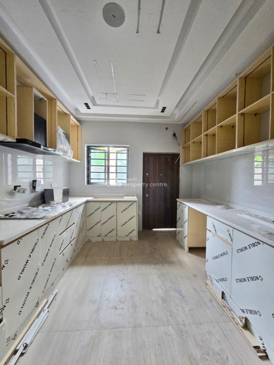 Contemporary 4-bedroom Semi Detached Duplex with Bq., Gbagada, Lagos, Semi-detached Duplex for Sale