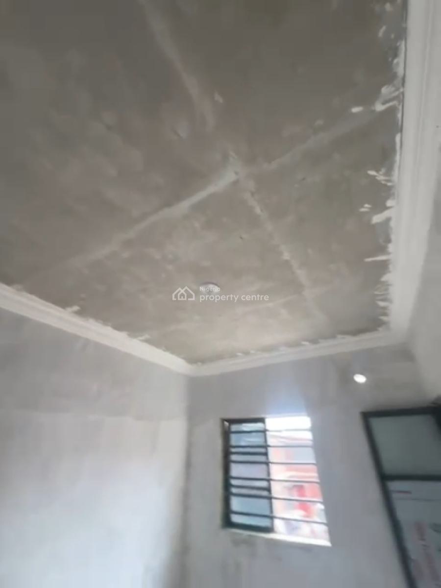Exquisitely Built  Self Contain in Hot Location, Surulere, Lagos, Self Contain (single Rooms) for Rent