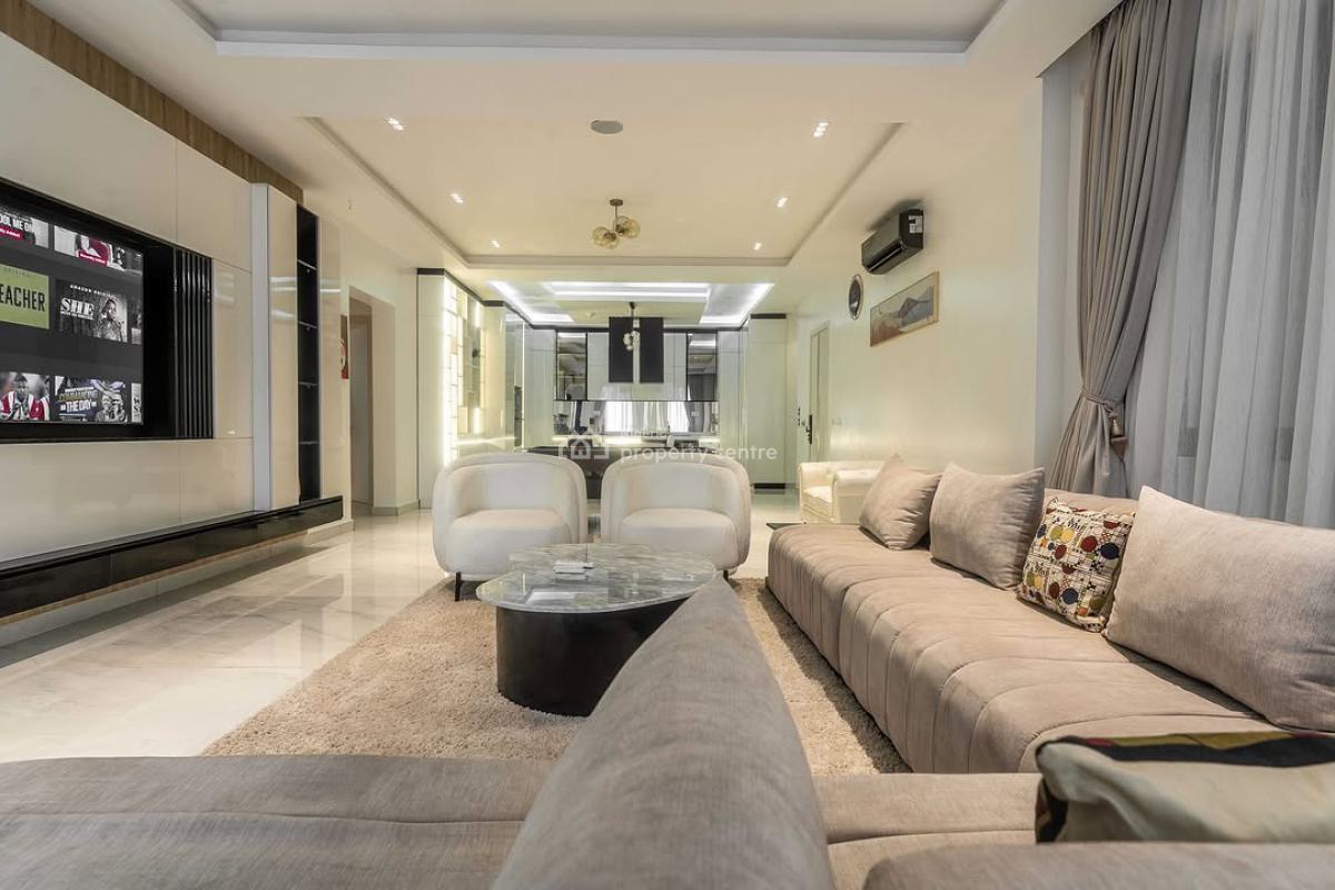 Two Bedroom Apartment, Lekki Phase 1, Lekki, Lagos, Flat / Apartment for Rent