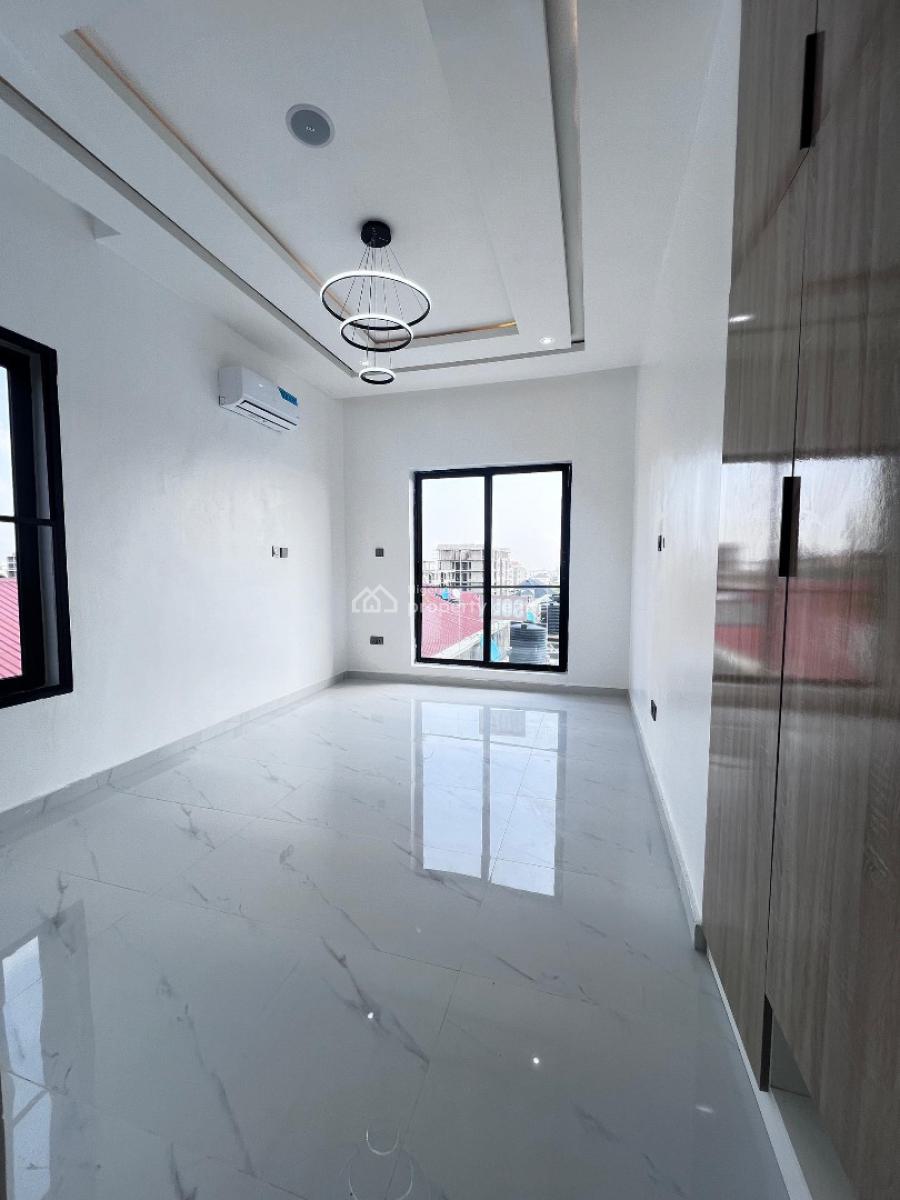 Beautiful Fully Automated 2bedroom Apartment with a Pool, Gym, Alexa, Ikate, Lekki, Ikate, Lekki, Lagos, Block of Flats for Sale