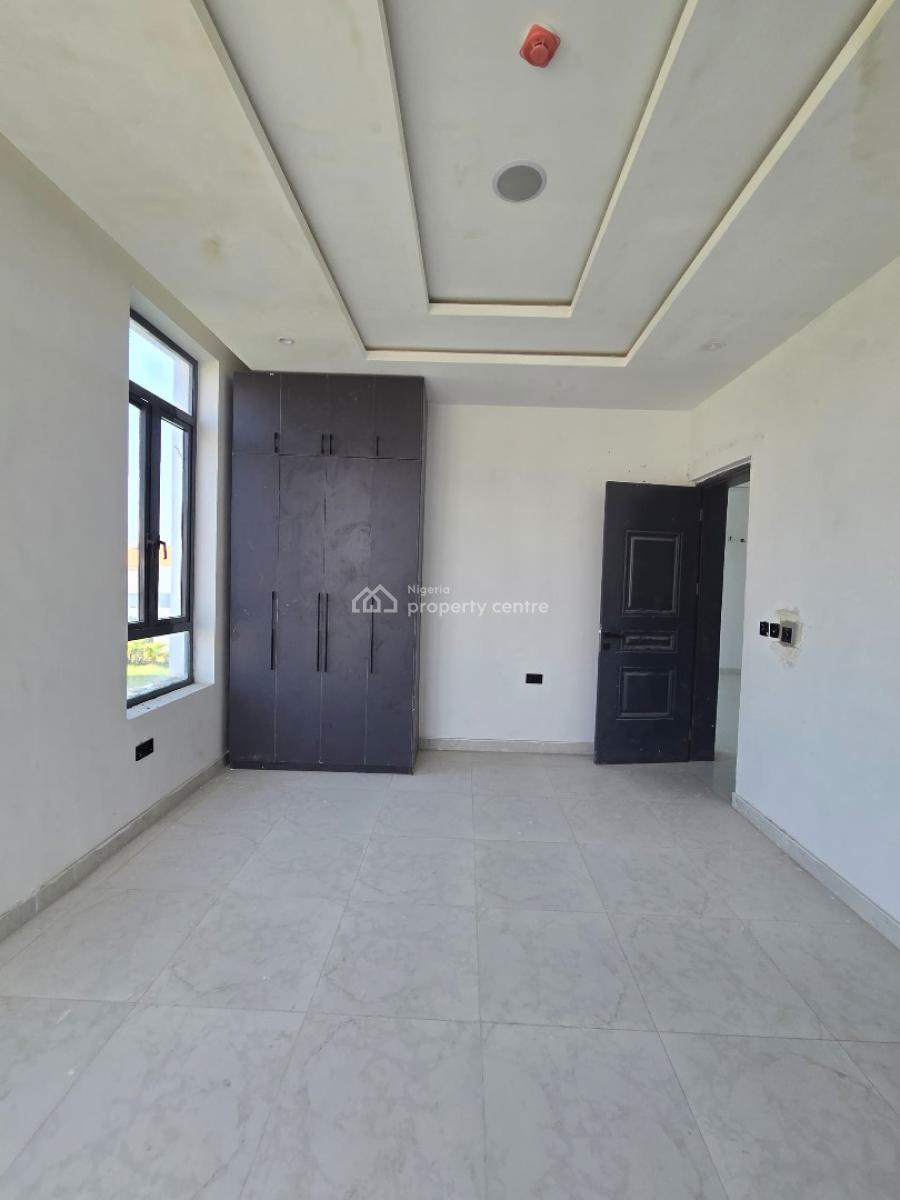 Lovely 2 Bed Apartment in a Sought After Location, Perfect for Shortlet in Lekki Phase 1, Lekki, Lagos, Flat / Apartment for Sale