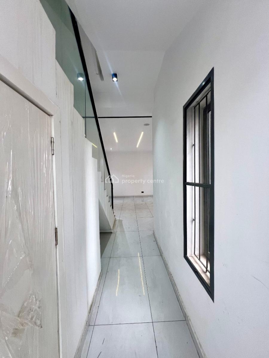 Spacious 4bedroom Terrace Duplex with a Bq, Lekki, Phase, Lekki Phase 1, Lekki, Lagos, Terraced Duplex for Sale