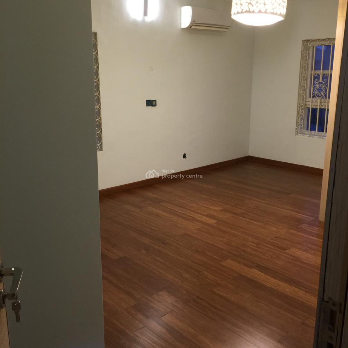 Spacious 4bedrooms Semi Detached House with Bq, Egerton Estate Opposite Friends Colony, Osapa, Lekki, Lagos, Semi-detached Duplex for Rent