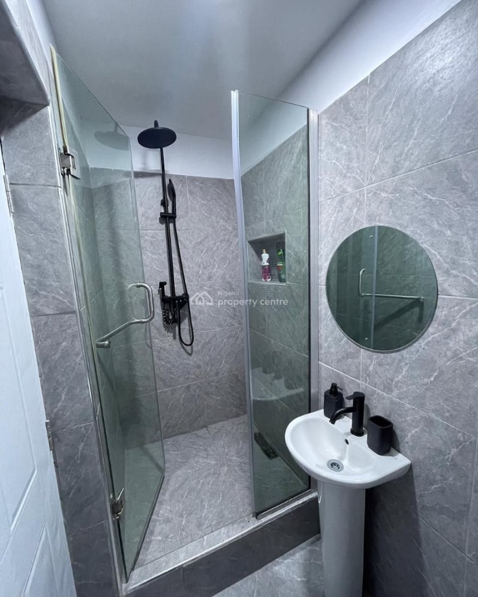 Rrrr, Lekki Phase 1, Lekki, Lagos, House Short Let