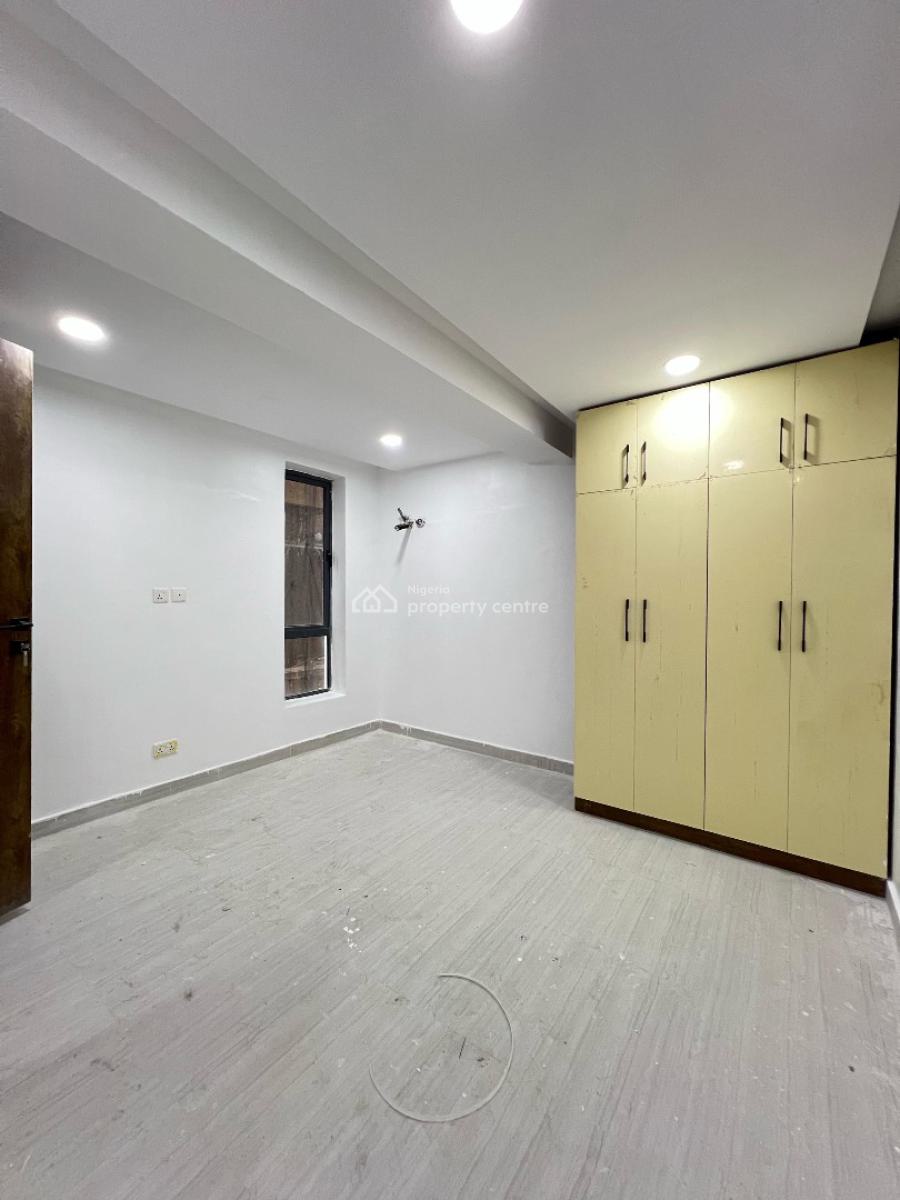 Stunning 3 Bedroom Apartment with a Swimming Pool and Gym, Ikate, Ikate, Lekki, Lagos, Block of Flats for Sale
