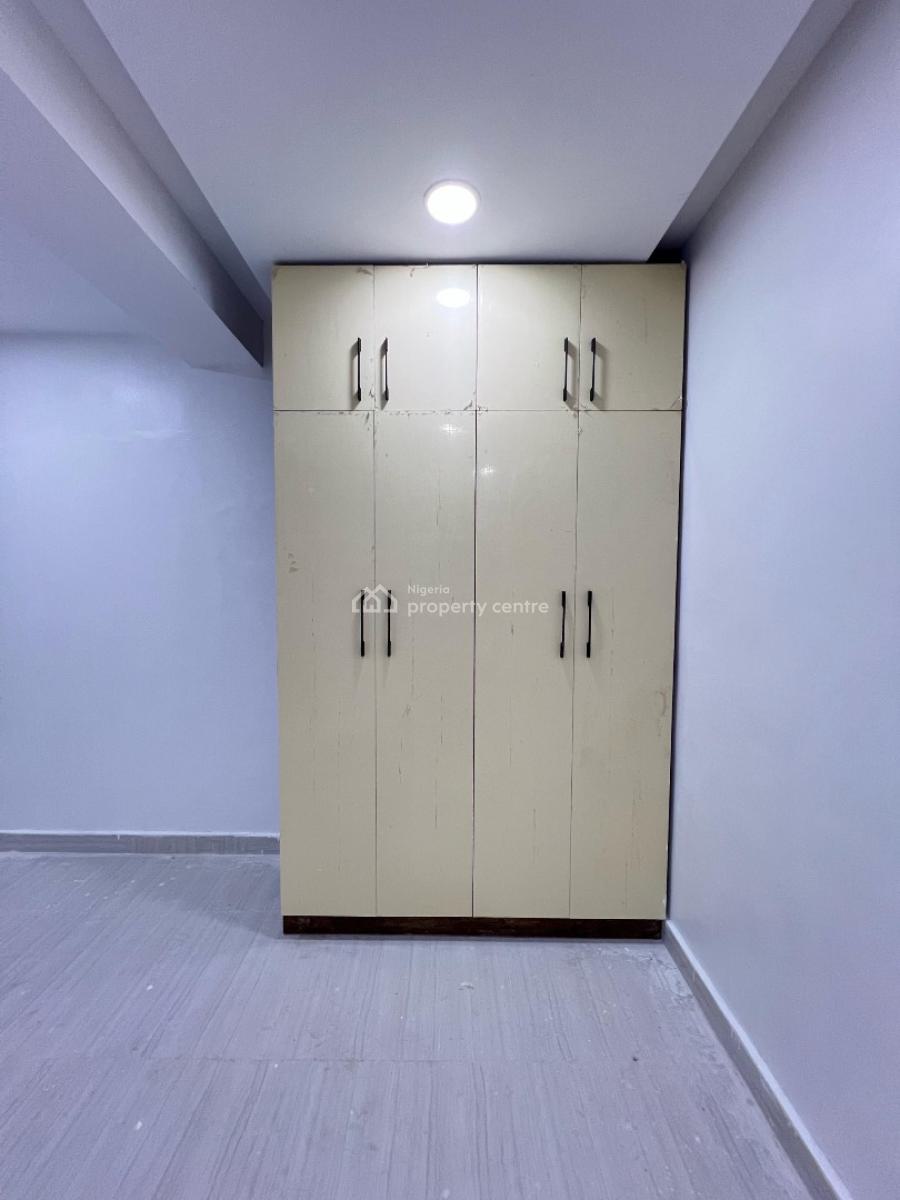 Stunning 3 Bedroom Apartment with a Swimming Pool and Gym, Ikate, Ikate, Lekki, Lagos, Block of Flats for Sale