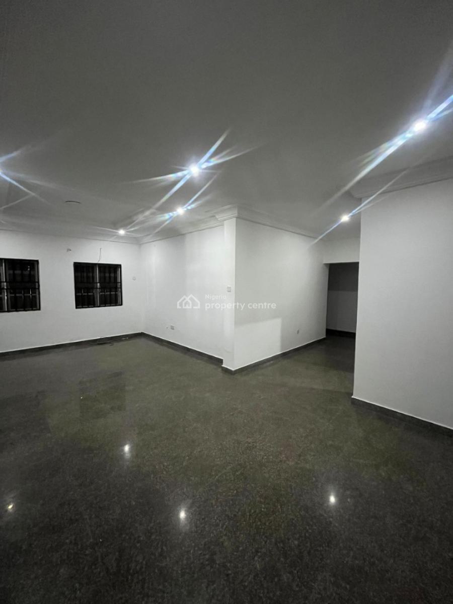 Spacious 3 Bedroom Apartment, Lekki, Lagos, Flat / Apartment for Rent