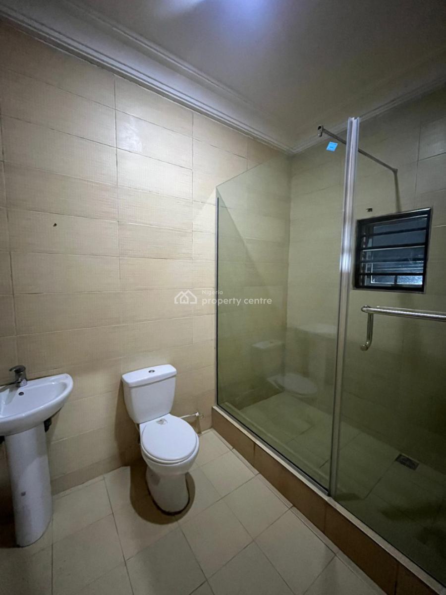 Spacious 3 Bedroom Apartment, Lekki, Lagos, Flat / Apartment for Rent