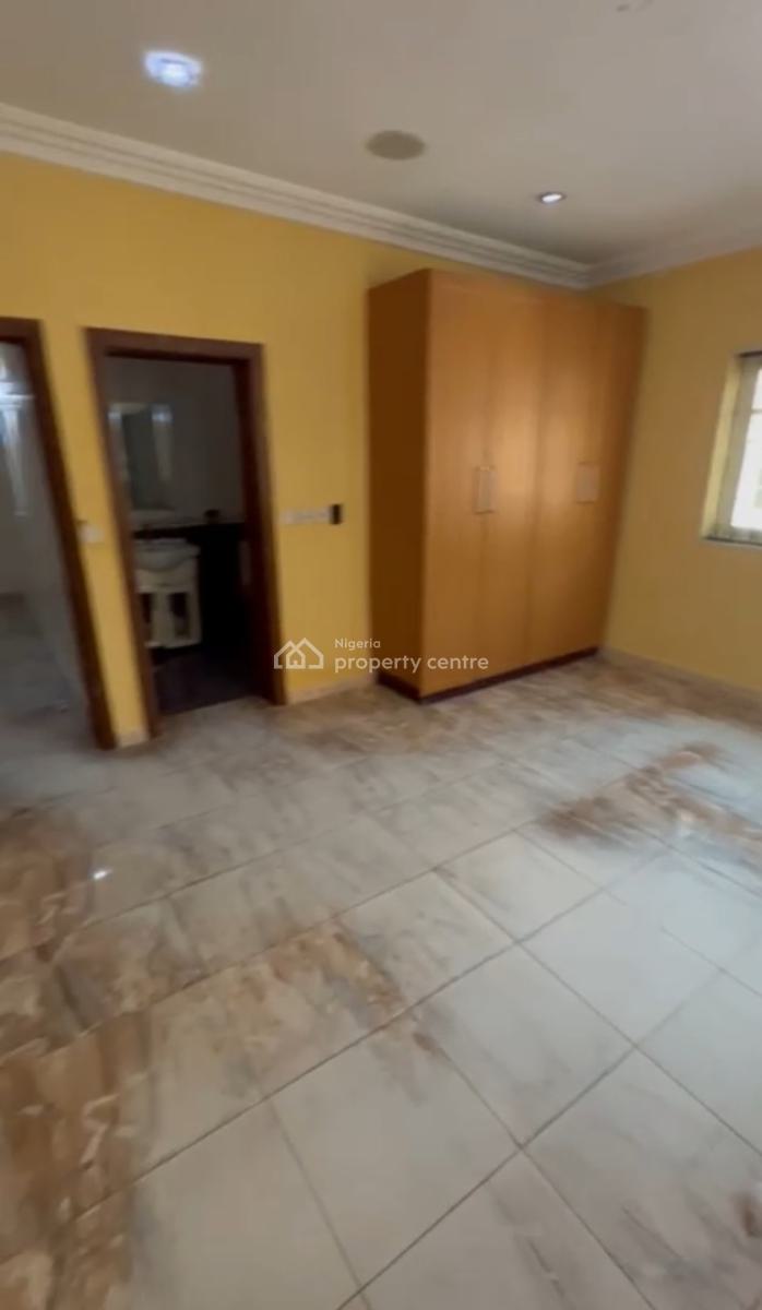 Well Maintained and Spacious Mini Flat with Personal Kitchen, Obamusa Estate, Idado, Lekki, Lagos, Mini Flat (room and Parlour) for Rent