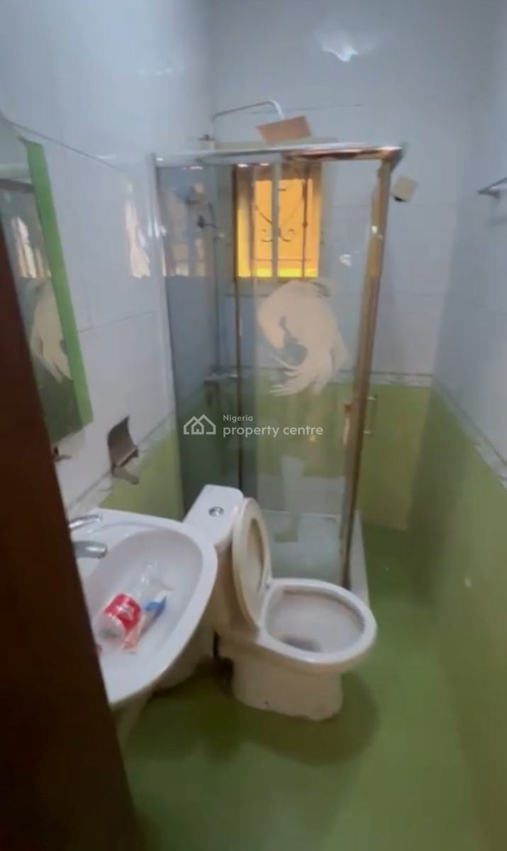 Well Maintained Selfcon with Shared Kitchen, Obamusa Estate, Idado, Lekki, Lagos, Self Contain (single Rooms) for Rent
