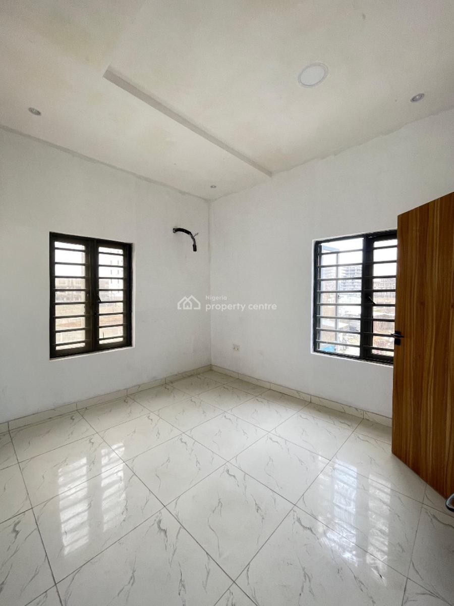Astonishing 3 Bedroom Apartment with a Bq and General Gym, Elevator, Lekki Phase 1, Lekki, Lagos, Flat / Apartment for Sale
