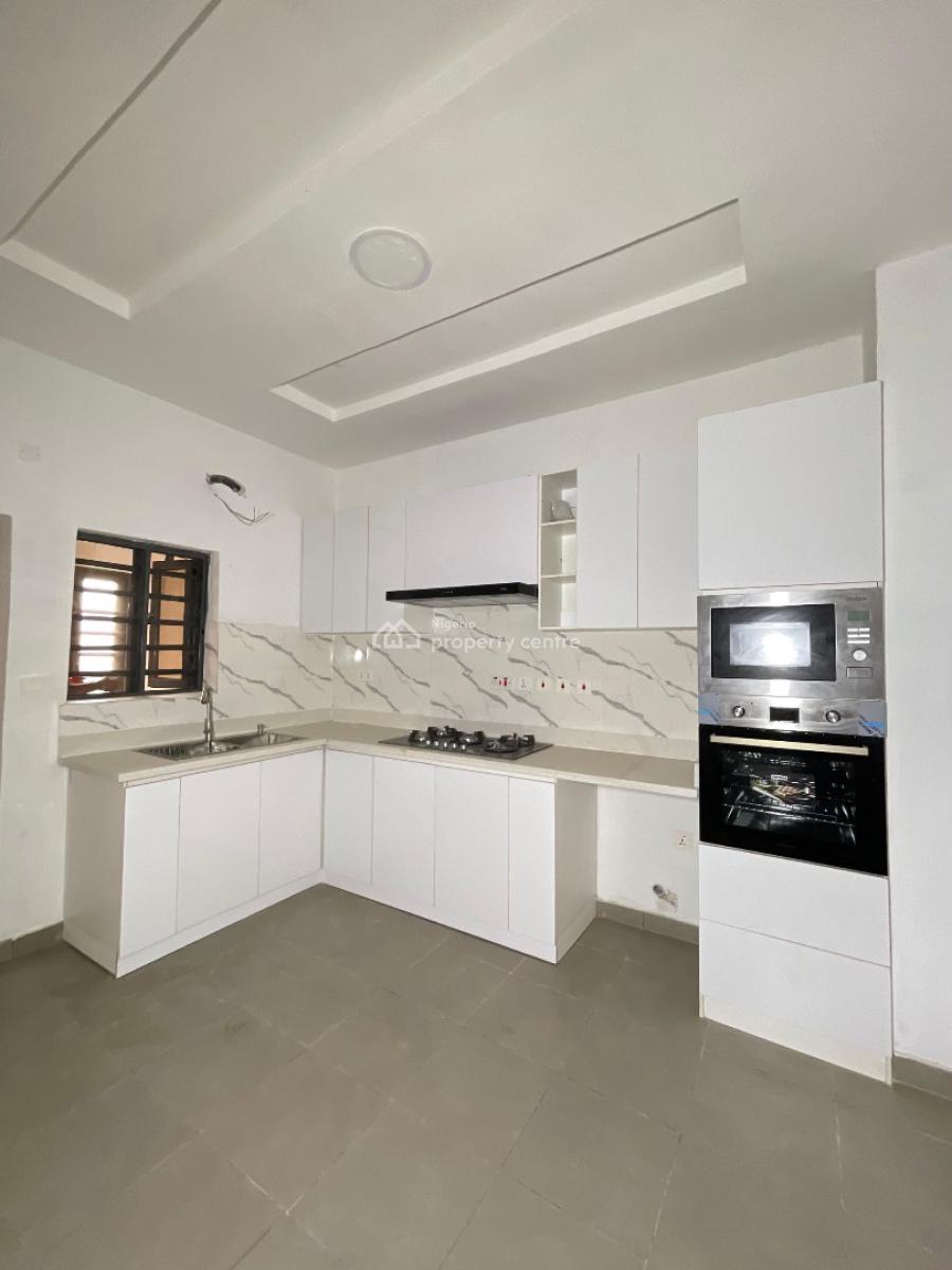 Astonishing 3 Bedroom Apartment with a Bq and General Gym, Elevator, Lekki Phase 1, Lekki, Lagos, Flat / Apartment for Sale