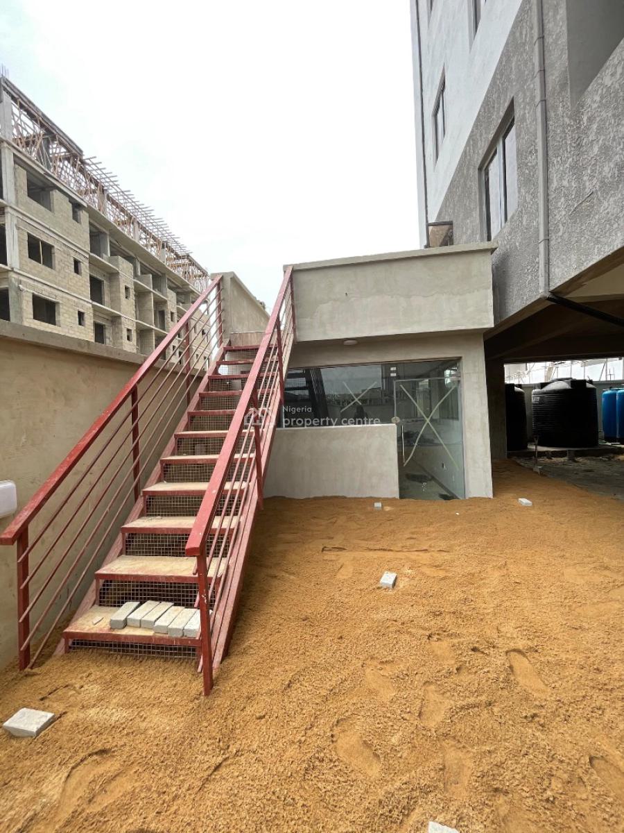 Astonishing 3 Bedroom Apartment with a Bq and General Gym, Elevator, Lekki Phase 1, Lekki, Lagos, Flat / Apartment for Sale