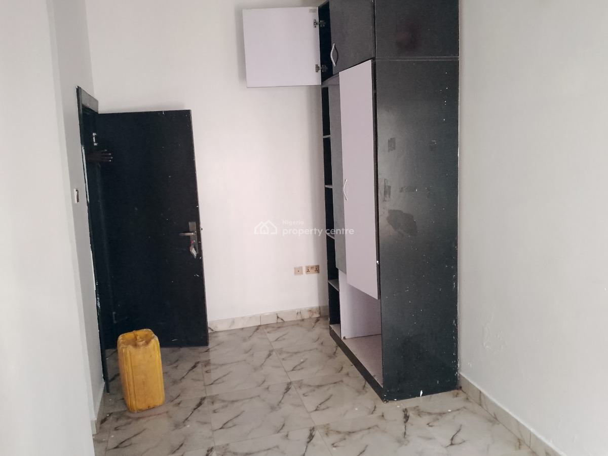 a Room Shared Apartment, Marble Estate, Beside Skymall, Sangotedo, Ajah, Lagos, Self Contain (single Rooms) for Rent