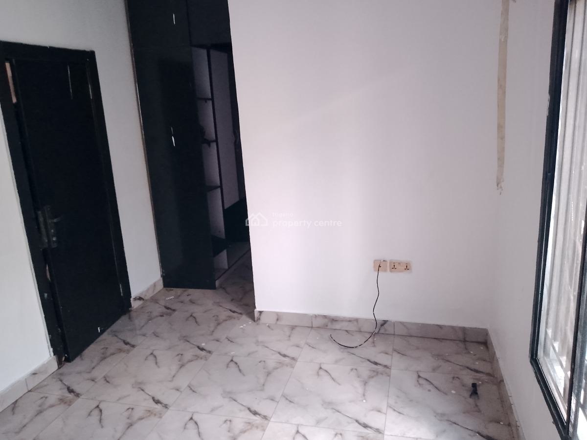 a Room Shared Apartment, Marble Estate, Beside Skymall, Sangotedo, Ajah, Lagos, Self Contain (single Rooms) for Rent