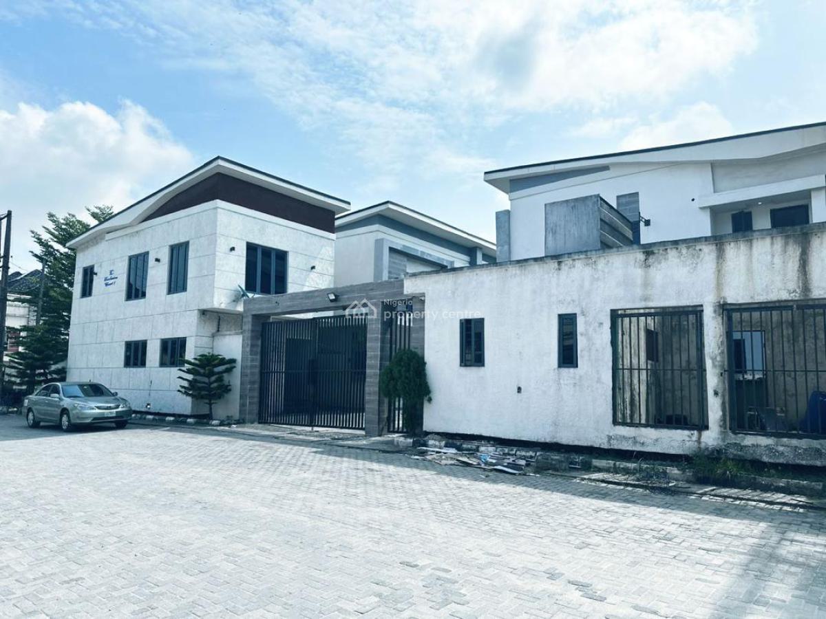 4 Bedroom Terraced Duplex with Bq, Ikota, Lekki, Lagos, Terraced Duplex for Sale