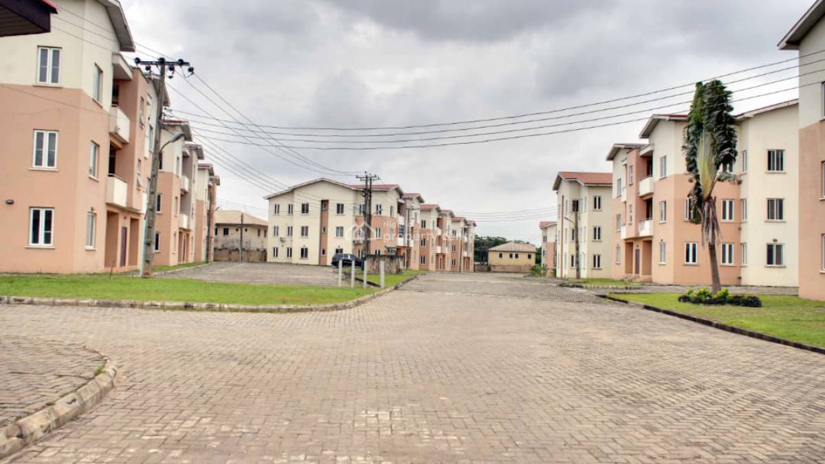 Serviced 3 Bedroom Apartment, Orchard Place, Shasha, Alimosho, Lagos, Flat / Apartment for Sale