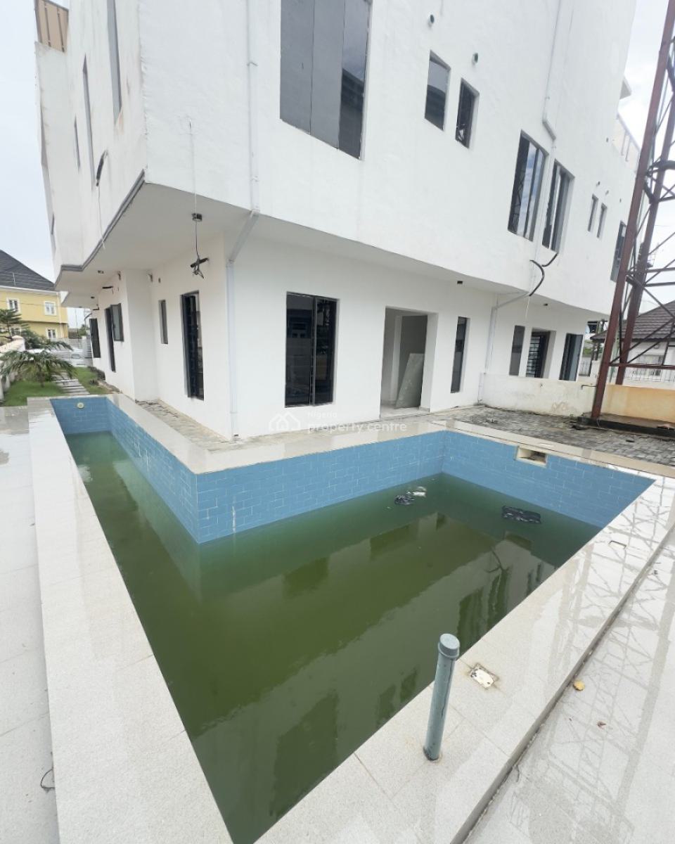 5bedroom Luxurious Semi Detached Self + Bq and Pool, Victory Park Estate, Osapa, Lekki, Lagos, Semi-detached Duplex for Sale