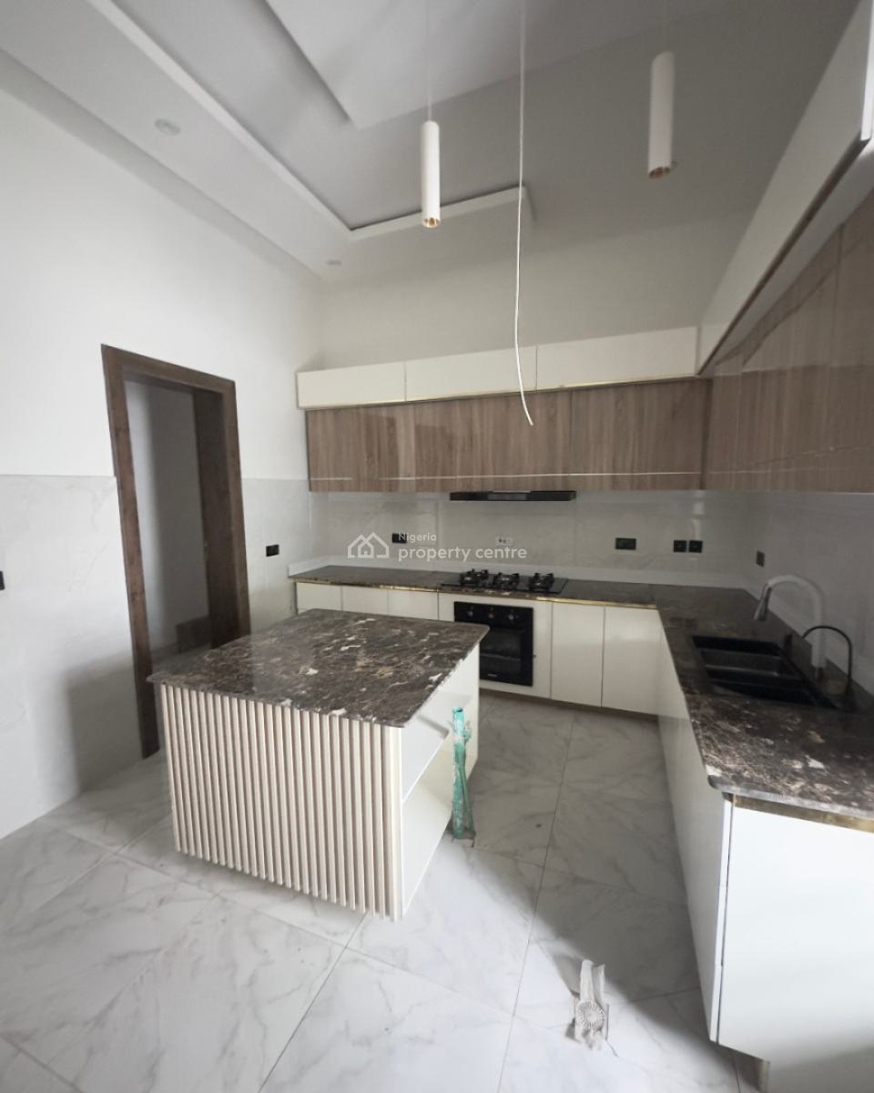 5bedroom Luxurious Semi Detached Self + Bq and Pool, Victory Park Estate, Osapa, Lekki, Lagos, Semi-detached Duplex for Sale