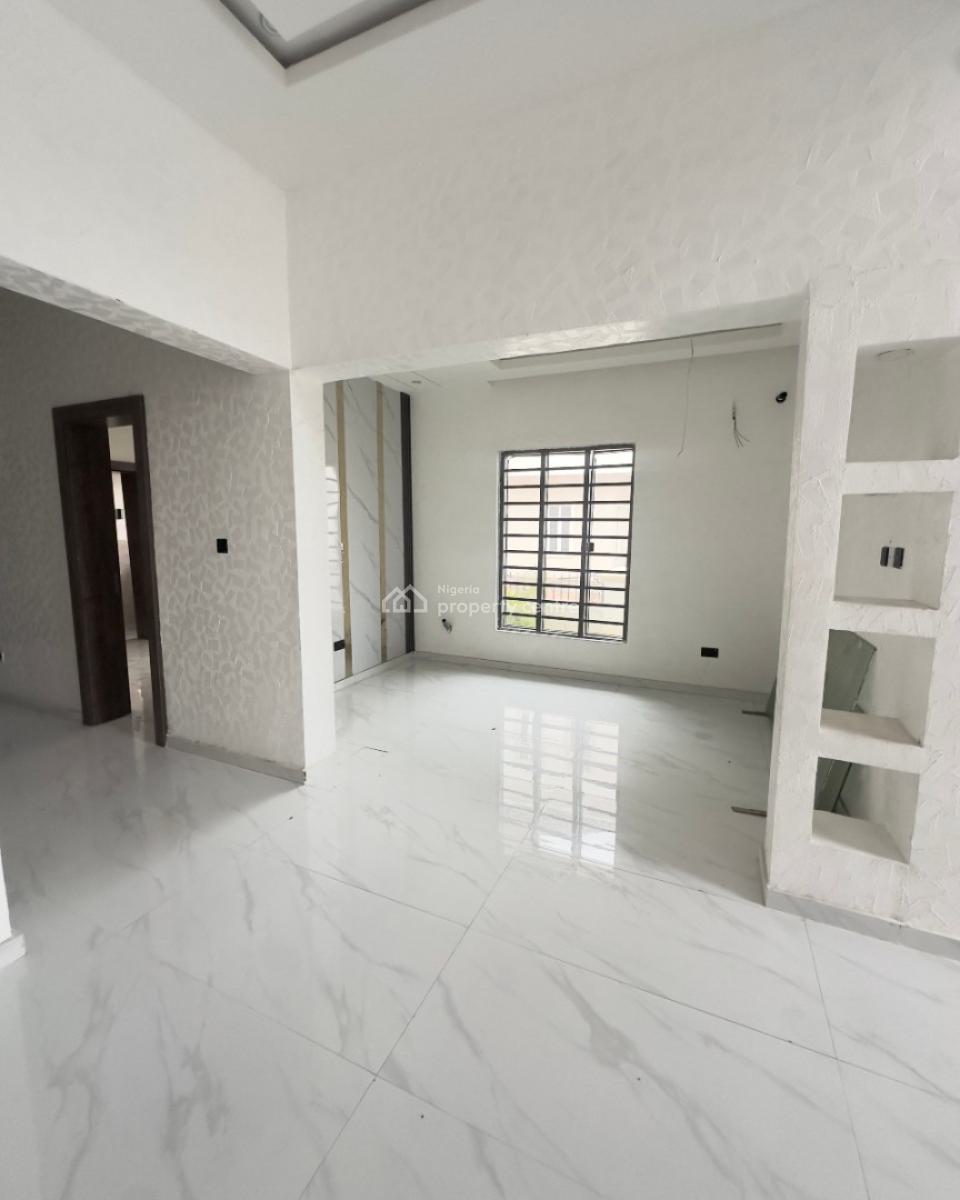 5bedroom Luxurious Semi Detached Self + Bq and Pool, Victory Park Estate, Osapa, Lekki, Lagos, Semi-detached Duplex for Sale