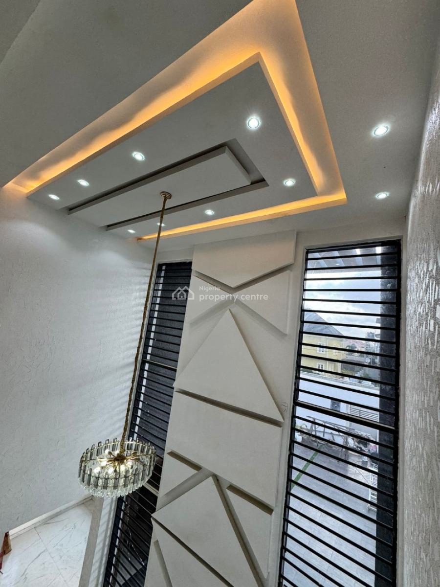 5bedroom Luxurious Semi Detached Self + Bq and Pool, Victory Park Estate, Osapa, Lekki, Lagos, Semi-detached Duplex for Sale