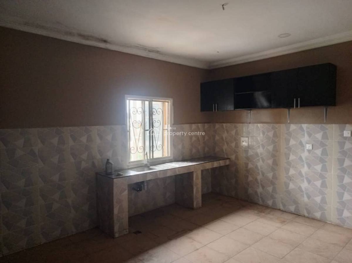 Spacious 2 Bed Apartment, Lugbe District, Abuja, Flat / Apartment for Rent