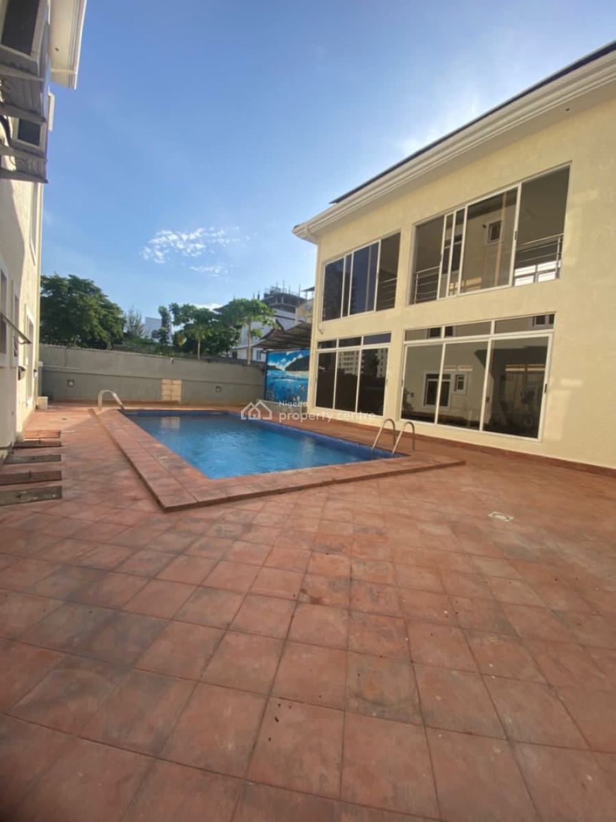 Spacious 4 Bedroom Apartment with a Bq, Ikoyi, Lagos, Flat / Apartment for Rent