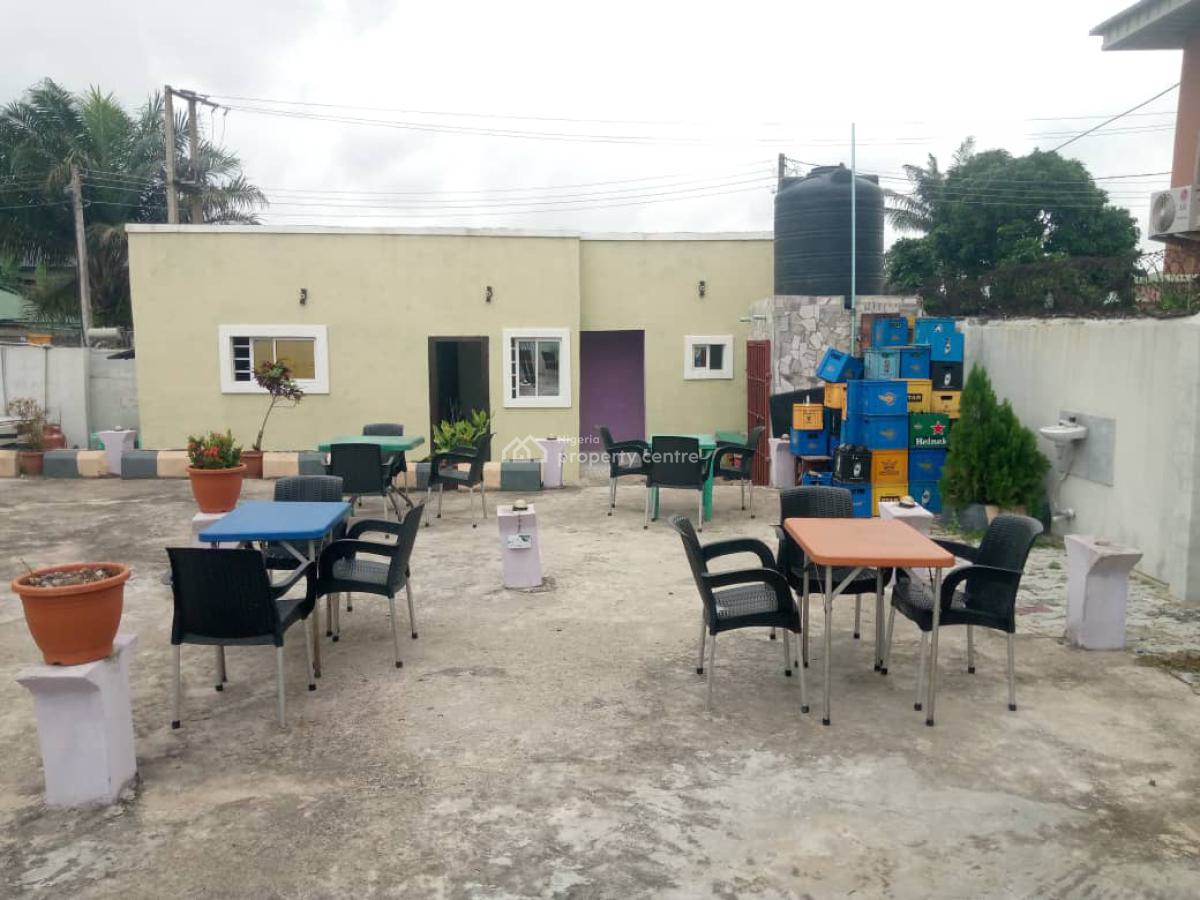 a Functioning Bar and Restaurant in a Prime Location, Awoyaya, Ibeju Lekki, Lagos, Restaurant / Bar for Rent