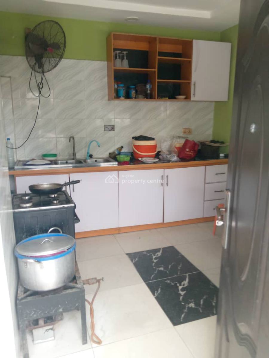 a Functioning Bar and Restaurant in a Prime Location, Awoyaya, Ibeju Lekki, Lagos, Restaurant / Bar for Rent