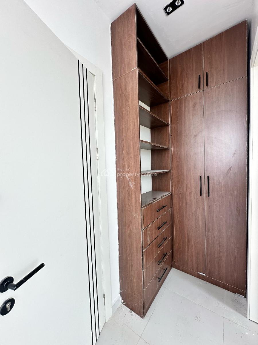 Beautiful 2 Bedroom Apartment with a Pool I a Serene Environment, Ologolo, Lekki, Lagos, Flat / Apartment for Sale