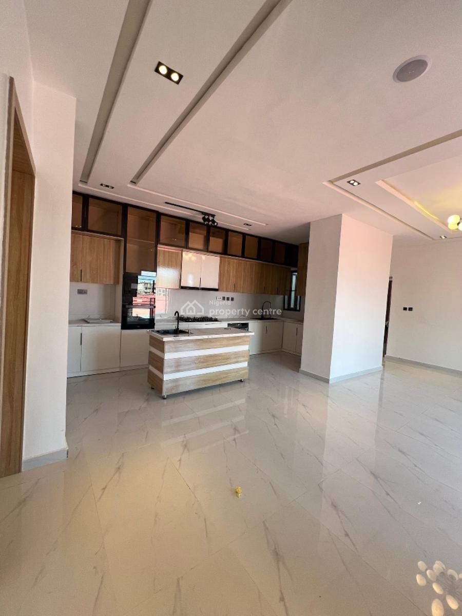 Stunning 2 Bedroom Apartment in a Well Secured Location, Ikate Elegushi, Lekki, Lagos, Flat / Apartment for Sale