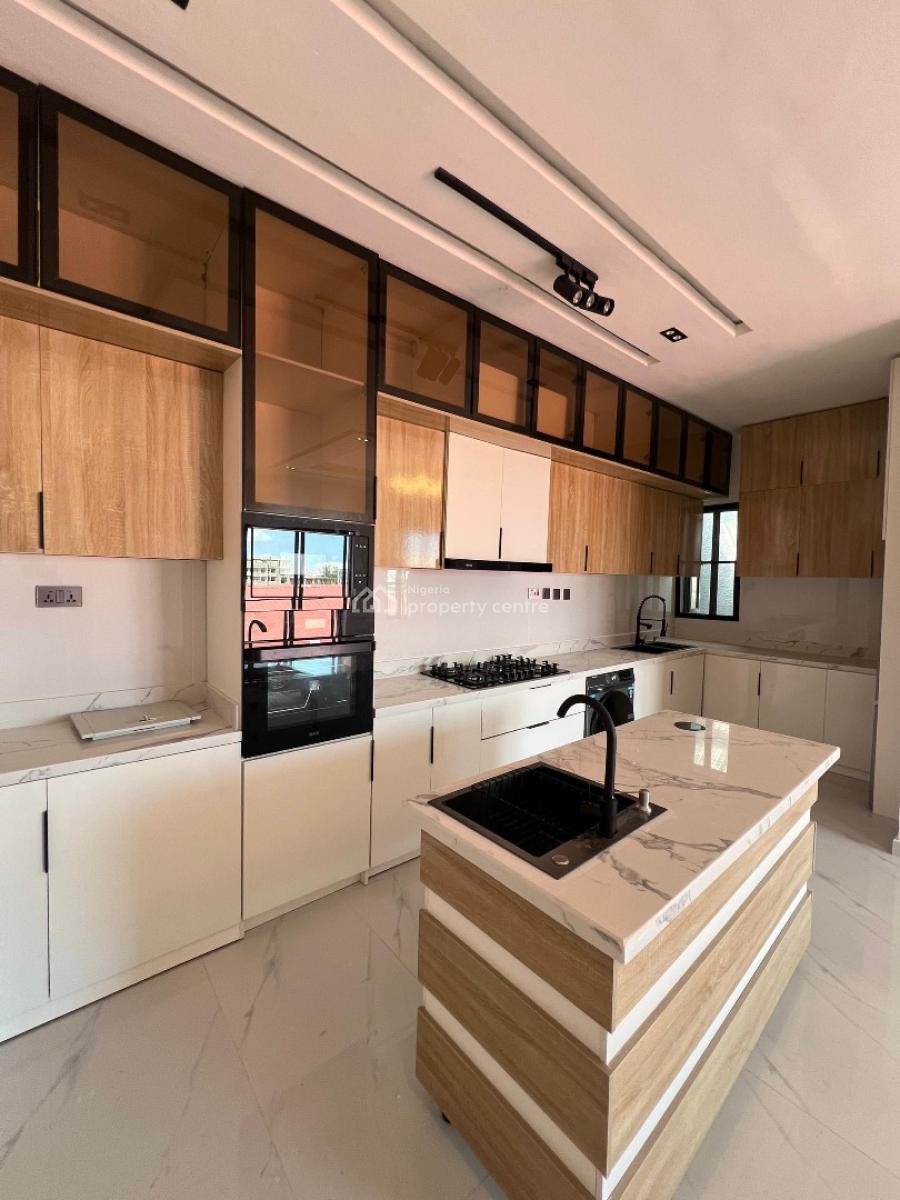 Stunning 2 Bedroom Apartment in a Well Secured Location, Ikate Elegushi, Lekki, Lagos, Flat / Apartment for Sale