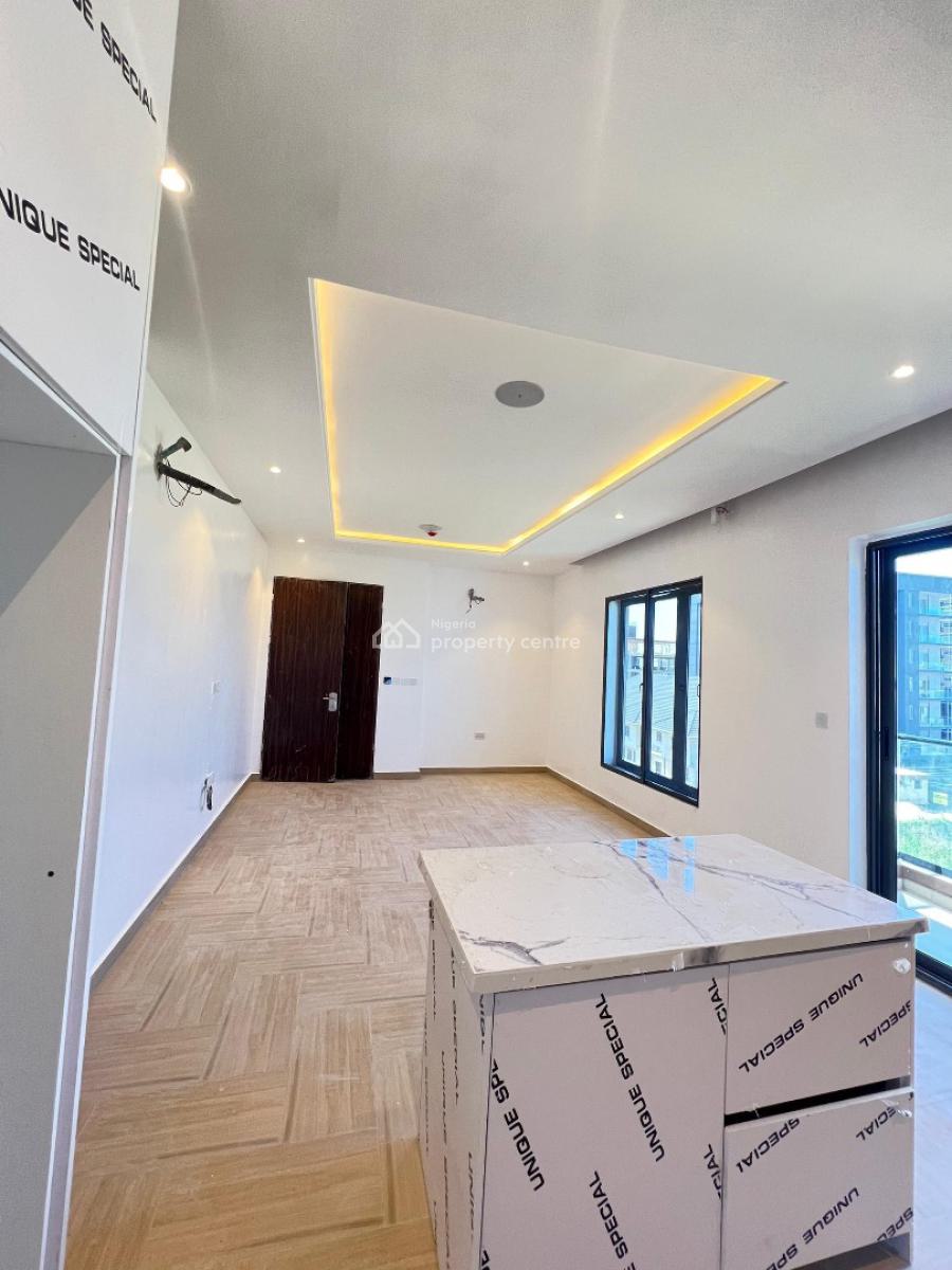 Stunning 2 Bedroom Apartment  in a Well Secured Location, Ikate Elegushi, Lekki, Lagos, Flat / Apartment for Sale