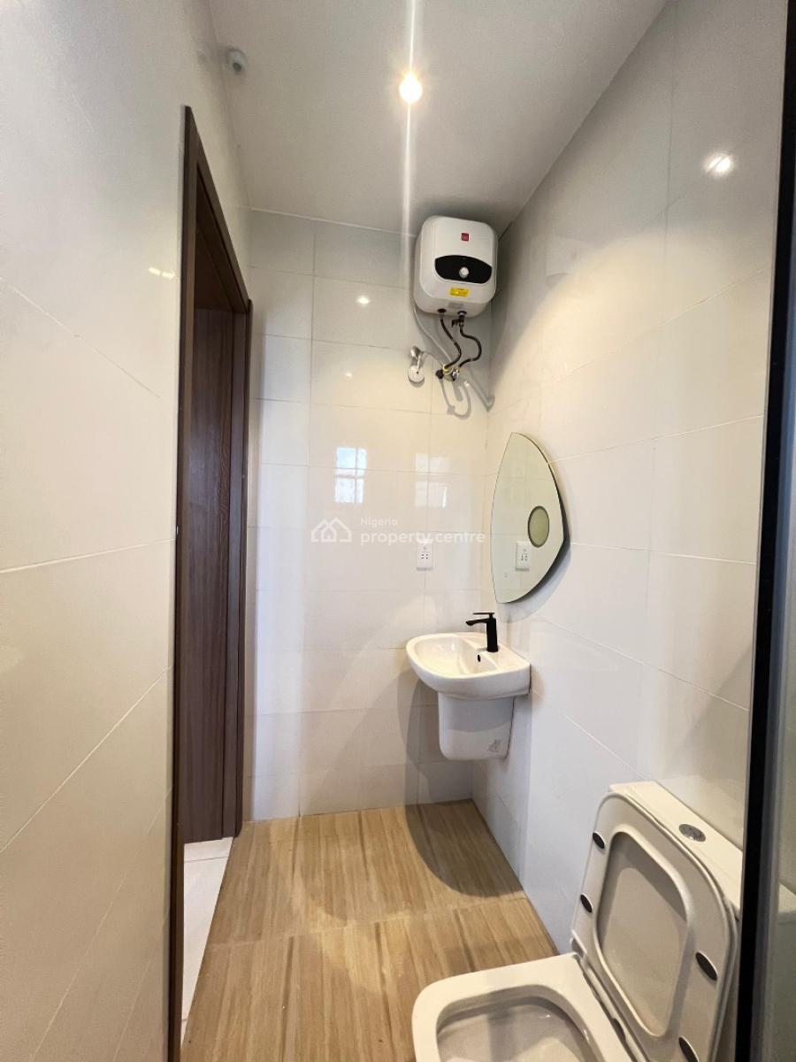 Stunning 2 Bedroom Apartment  in a Well Secured Location, Ikate Elegushi, Lekki, Lagos, Flat / Apartment for Sale