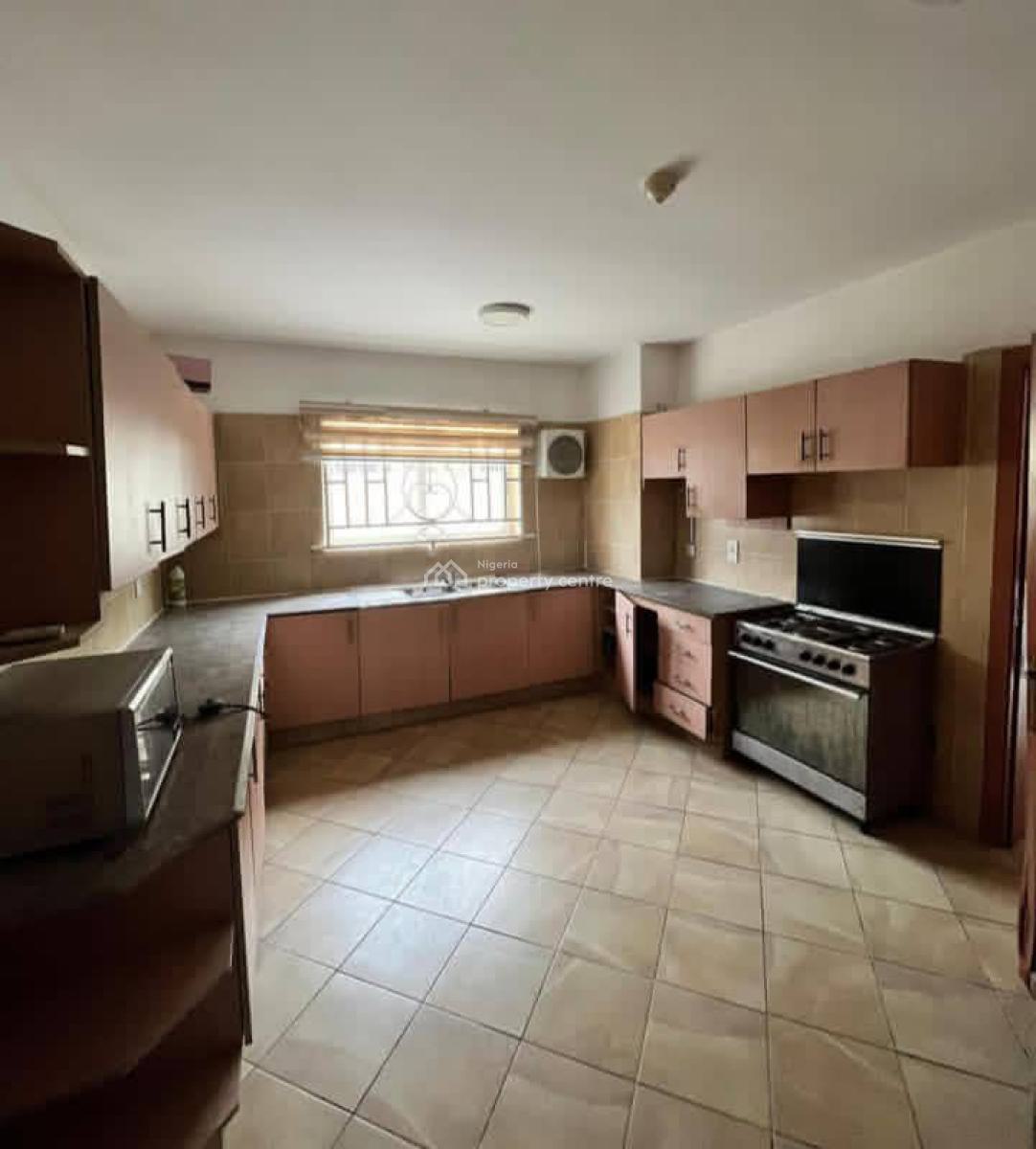 3bedrooms Flat, Lekki Phase1, Lekki Phase 1, Lekki, Lagos, Flat / Apartment for Sale