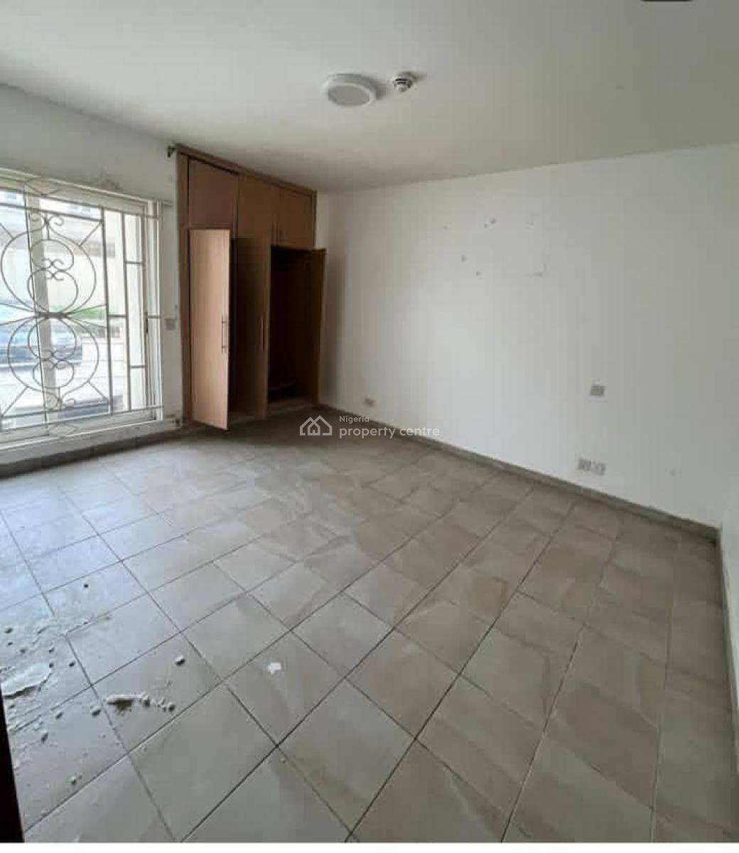 3bedrooms Flat, Lekki Phase1, Lekki Phase 1, Lekki, Lagos, Flat / Apartment for Sale