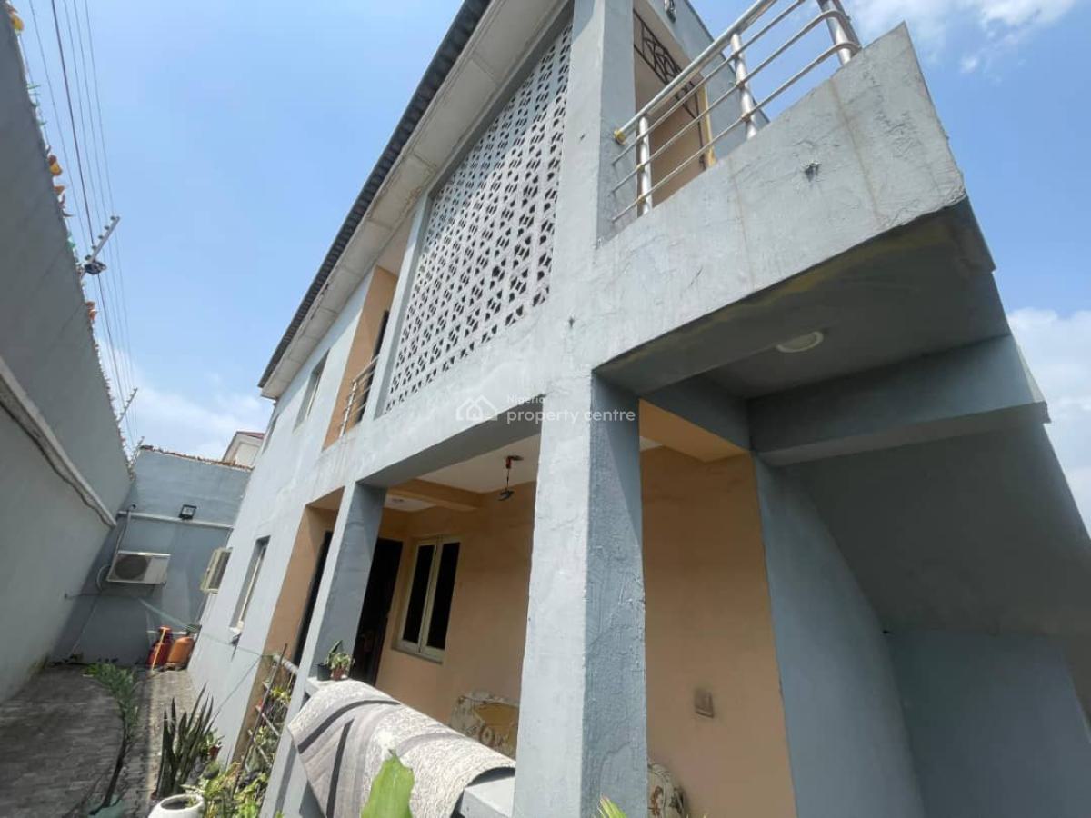 Spacious 6 Units of 3 Bedroom Flats Plus 2 Units of Mini Flats, Off T.f Kuboye Street, Lekki Phase 1, Lekki, Lagos, Block of Flats for Sale
