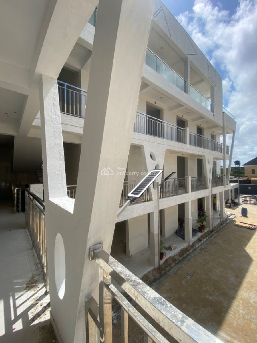 Commercial Space, Mobil Road, Ilaje, Ajah, Lagos, Commercial Property for Sale