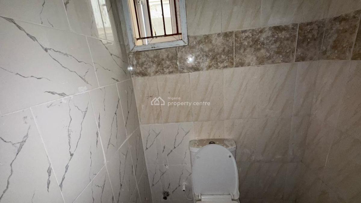 Serviced Massive 1 Bedroom Apartment, Behind Enyo Filling Station, Ikate Elegushi, Lekki, Lagos, Mini Flat (room and Parlour) for Rent