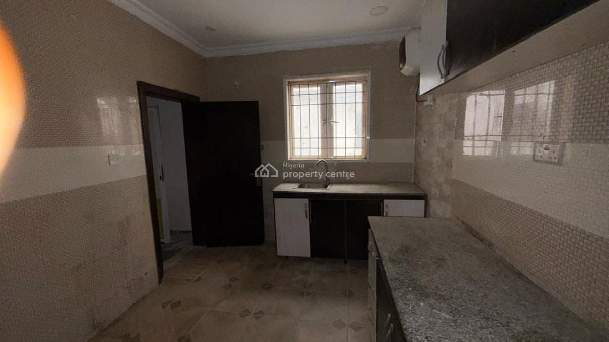 Serviced Massive 1 Bedroom Apartment, Behind Enyo Filling Station, Ikate Elegushi, Lekki, Lagos, Mini Flat (room and Parlour) for Rent
