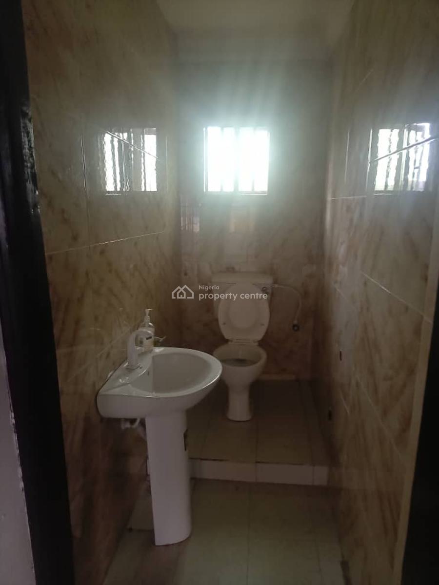 Luxurious 2bedroom Flat at Ajah Ilaje Off Mobil Road, Ajah Ilaje Off Mobil Road, Ajah, Lagos, Terraced Duplex for Rent
